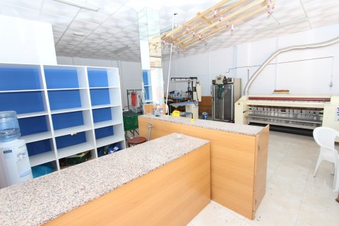 Proprietà commerciale in vendita a La Marina, Alicante, Spagna 60 mq. N° 183924 - foto 3