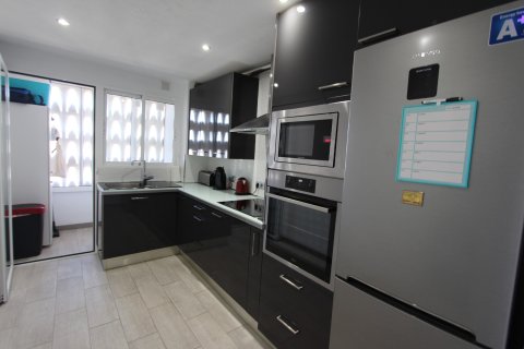 Appartamento in vendita a Guardamar del Segura, Alicante, Spagna 4 camere da letto, 139 mq. N° 183923 - foto 5