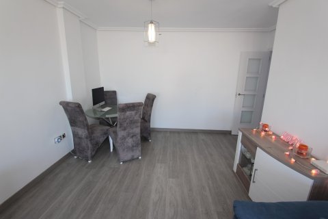 Appartamento in vendita a Guardamar del Segura, Alicante, Spagna 4 camere da letto, 139 mq. N° 183923 - foto 4