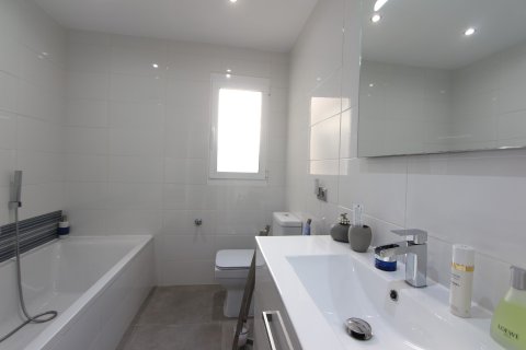 Appartamento in vendita a Guardamar del Segura, Alicante, Spagna 4 camere da letto, 139 mq. N° 183923 - foto 13