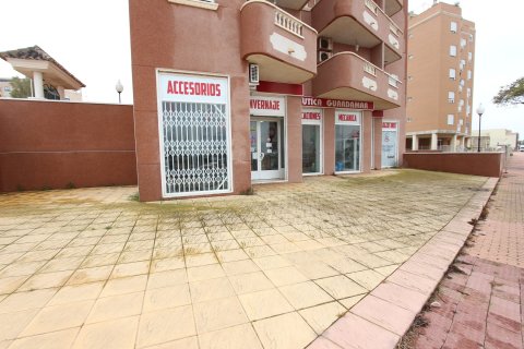 Gewerbeimmobilien zum Verkauf in Guardamar del Segura, Alicante, Spanien 1 Schlafzimmer, 134 m2 Nr. 183921 - Foto 9