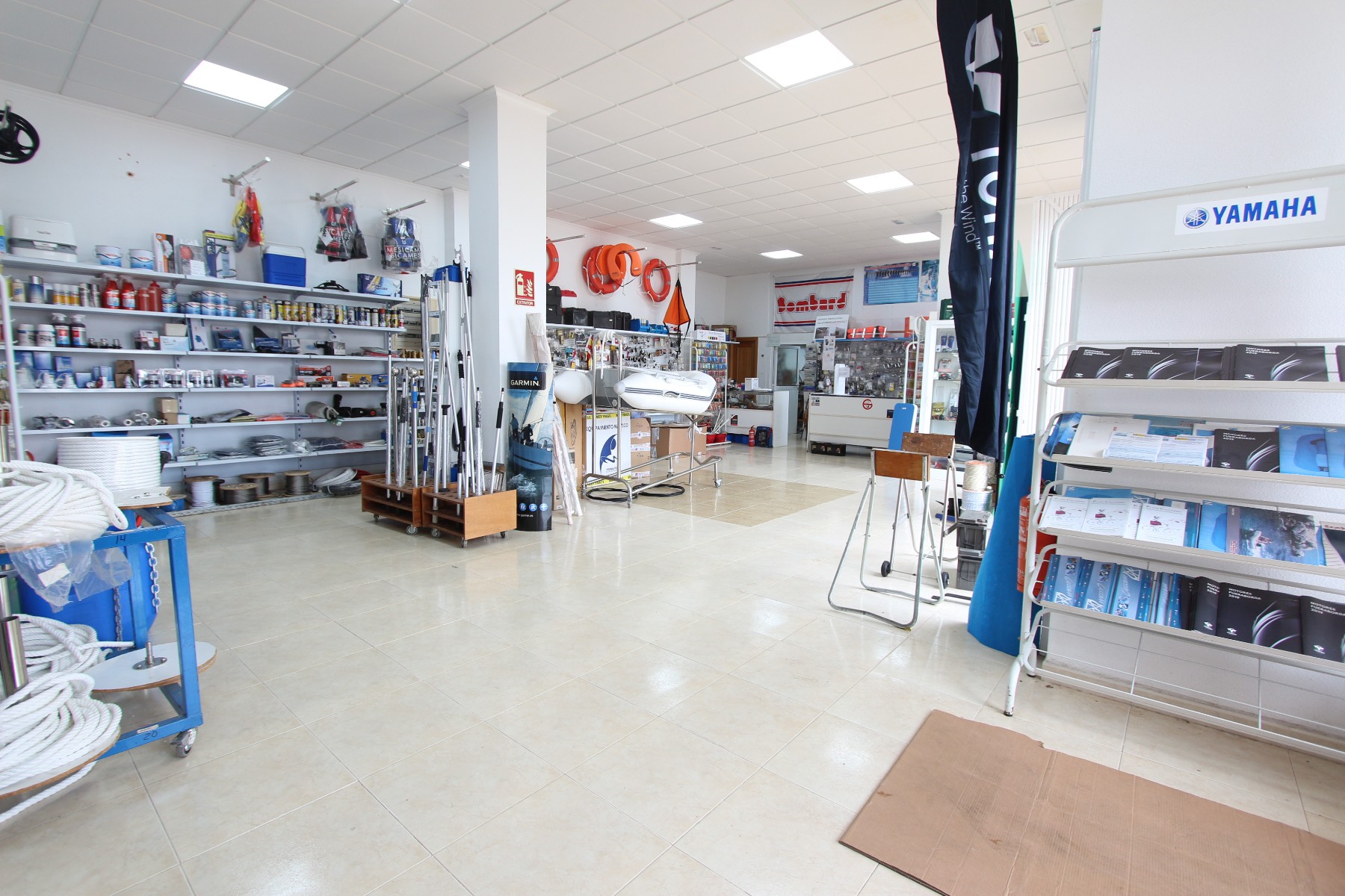 Propiedad comercial en Guardamar del Segura, Alicante, España 1 dormitorio, 134 m2 No. 183921