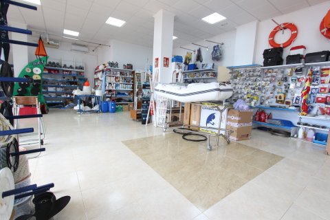 Gewerbeimmobilien zum Verkauf in Guardamar del Segura, Alicante, Spanien 1 Schlafzimmer, 134 m2 Nr. 183921 - Foto 2
