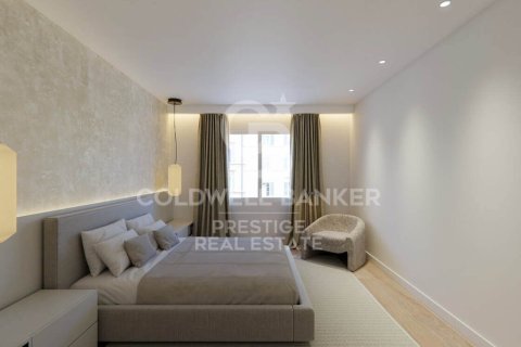 Apartamento en venta en Barcelona, España 4 dormitorios, 150 m2 No. 160002 - foto 13