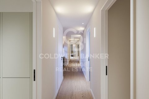 Apartamento en venta en Barcelona, España 4 dormitorios, 150 m2 No. 160002 - foto 17