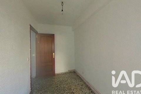 Apartament w Madrid, Hiszpania 3 sypialnie, 75 mkw. nr 152356 – zdjęcie 15