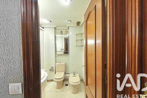 Apartament w Madrid, Hiszpania 3 sypialnie, 75 mkw. nr 152356 – zdjęcie 17