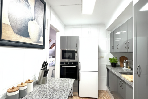 Продажа квартиры в Малага, Испания 3 спальни, 87м2 №152358 - фото 3