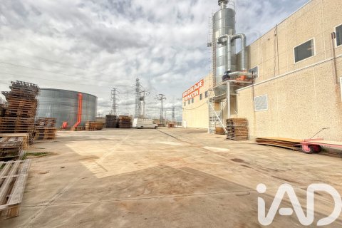 Commercial property for sale in Villaviciosa de Odon, Madrid, Spain 8148 sq.m. No. 188411 - photo 17