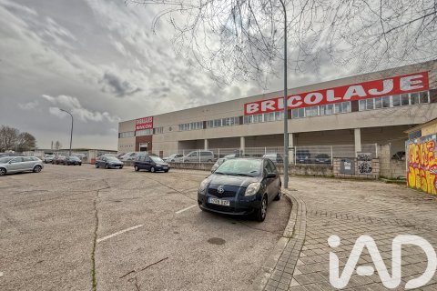 Commercial property for sale in Villaviciosa de Odon, Madrid, Spain 8148 sq.m. No. 188411 - photo 2