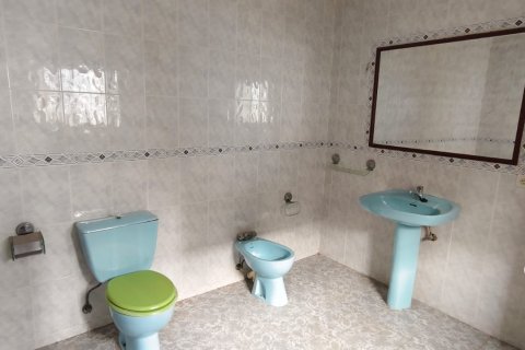 Villa en venta en Lora del Río, Sevilla, España 3 dormitorios, 235 m2 No. 188407 - foto 11