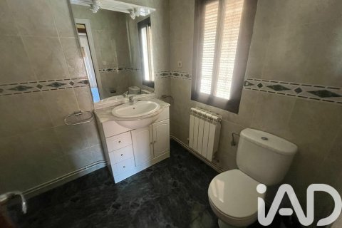 Apartament w Ciudad Rodrigo, Salamanca, Hiszpania 3 sypialnie, 94 mkw. nr 188410 – zdjęcie 4