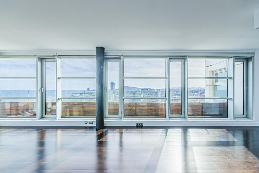 Appartamento a Barcelona, Spagna 2 camere da letto, 134 mq. N° 22072
