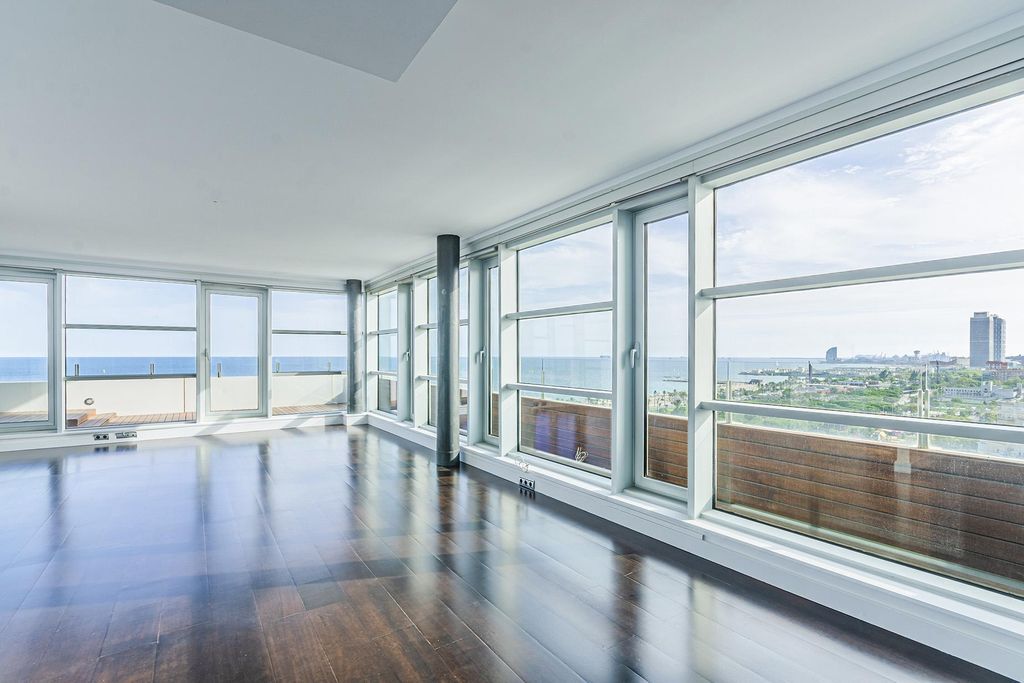 Appartamento a Barcelona, Spagna 2 camere da letto, 134 mq. N° 22072