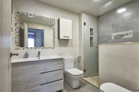 Dzīvoklis pārdošanā Sant Adria De Besos, Barcelona, Spānijā 2 istabas, 82 m2 Nr. 166896 - attēls 16