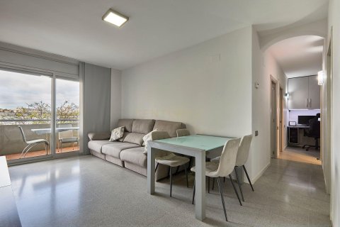 Dzīvoklis pārdošanā Sant Adria De Besos, Barcelona, Spānijā 2 istabas, 82 m2 Nr. 166896 - attēls 3
