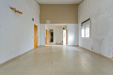 House zum Verkauf in Vacarisses, Barcelona, Spanien 3 Schlafzimmer, 220 m2 Nr. 166893 - Foto 5