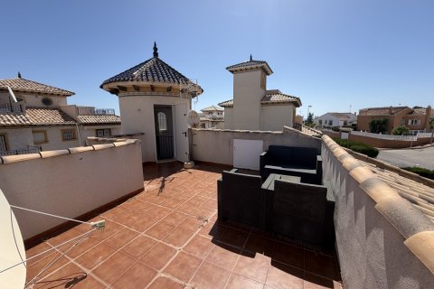 Villa till salu i Villamartin, Alicante, Spanien 4 sovrum, 109 kvm. Nr. 189829 - foto 25