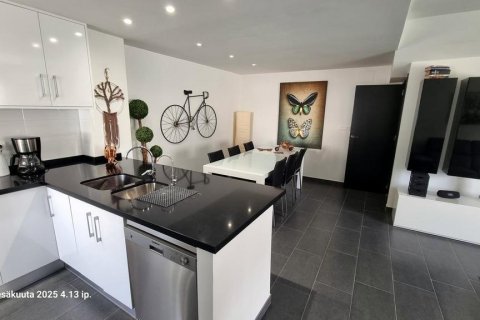 Villa for sale Torrevieja, Alicante, Spain 3 bedrooms, 164 sq.m. No. 137774 - photo 14
