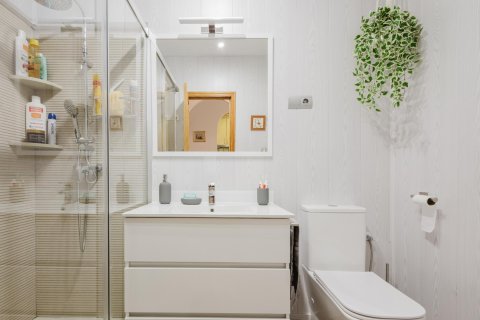 Bungalo pārdošanā Torrevieja, Alicante, Spānijā 3 istabas, 70 m2 Nr. 137778 - attēls 26