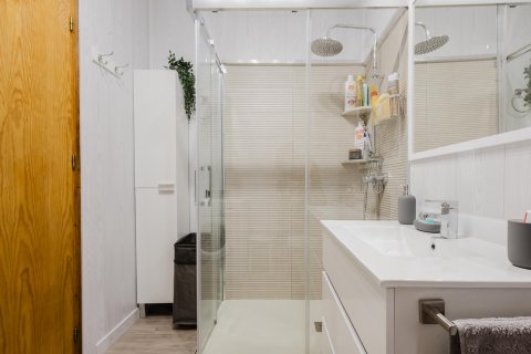 Bungalo pārdošanā Torrevieja, Alicante, Spānijā 3 istabas, 70 m2 Nr. 137778 - attēls 28