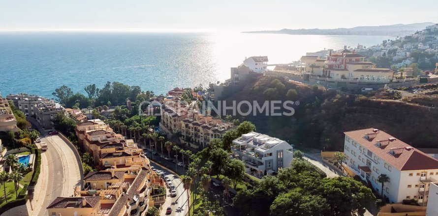 Apartment à Benalmadena, Malaga, Espagne 1 chambre, 49 m2 No. 142640