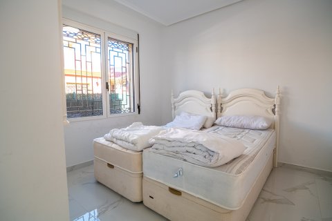 Villa zum Verkauf Algorfa, Alicante, Spanien 6 Schlafzimmer, 181 m2 Nr. 115378 - Foto 9