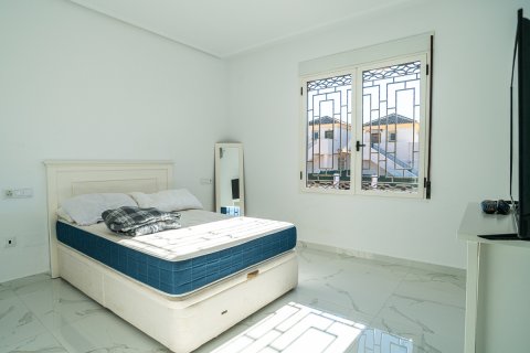 Villa zum Verkauf Algorfa, Alicante, Spanien 6 Schlafzimmer, 181 m2 Nr. 115378 - Foto 13