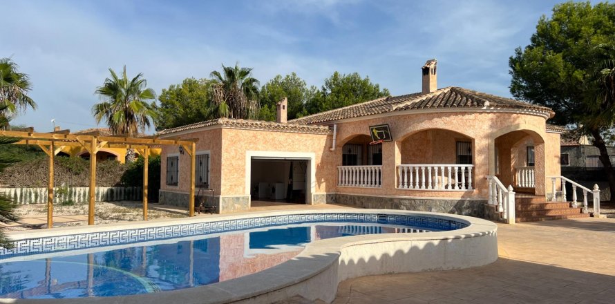 Villa Dolores, Alicante, Spanien 3 Schlafzimmer, 271 m2 Nr. 115388