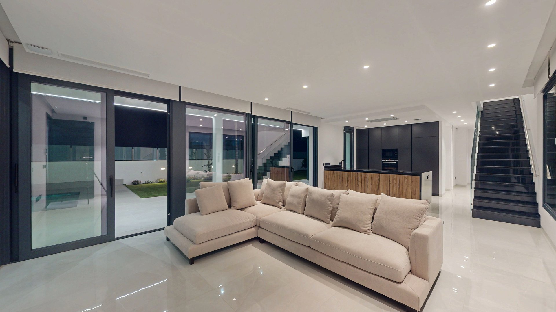 Villa à Benidorm, Alicante, Espagne 3 chambres, 328 m2 No. 136681