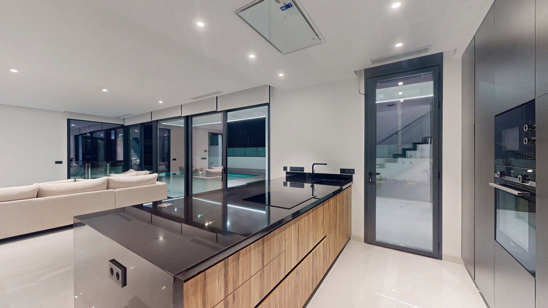 Villa à Benidorm, Alicante, Espagne 3 chambres, 328 m2 No. 136681