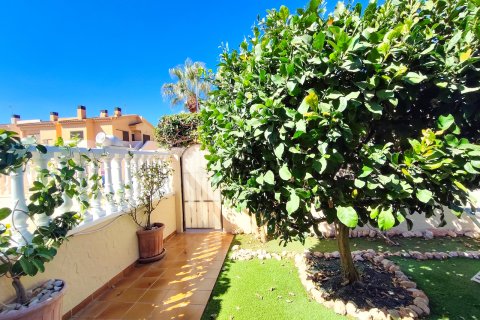 Apartamento en venta en Cabo Roig, Alicante, España 2 dormitorios, 68 m2 No. 196428 - foto 4