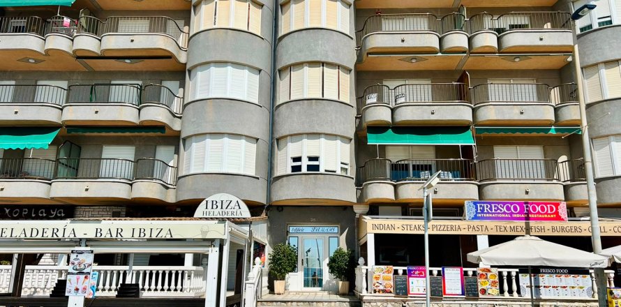 Dzīvoklis Torrevieja, Alicante, Spānijā 3 istabas, 120 m2 Nr. 196429