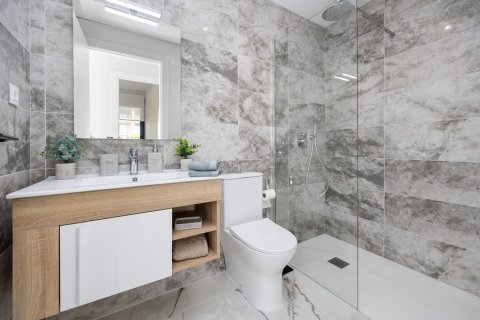 Apartamento en venta en San Miguel de Salinas, Alicante, España 2 dormitorios, 70 m2 No. 196431 - foto 15
