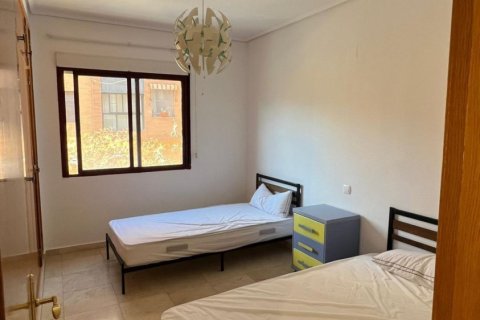 Wohnung zur Miete in Alicante, Spanien 2 Schlafzimmer, 95 m2 Nr. 147532 - Foto 4