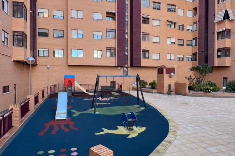 Wohnung zur Miete in Alicante, Spanien 2 Schlafzimmer, 95 m2 Nr. 147532 - Foto 11