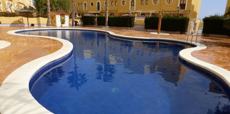 Bungalowi El Campello, Alicante, Espanja 2 makuuhuonetta, 120 m2 No. 138933