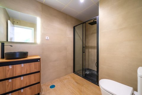 Apartment à vendre à Madrid, Espagne, 1 chambre, 45 m2 No. 143567 - photo 11