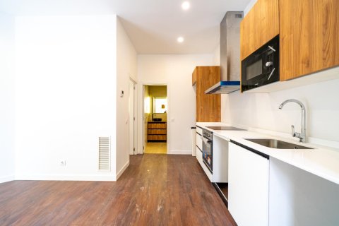 Apartment à vendre à Madrid, Espagne, 1 chambre, 45 m2 No. 143567 - photo 5