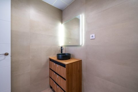 Apartment à vendre à Madrid, Espagne, 1 chambre, 45 m2 No. 143567 - photo 13