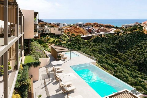 Villa à vendre à Fuengirola, Malaga, Espagne, 3 chambres, 167 m2 No. 186918 - photo 3
