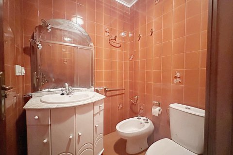 Wohnung zum Verkauf in Torrevieja, Alicante, Spanien 4 Schlafzimmer, 130 m2 Nr. 190324 - Foto 13