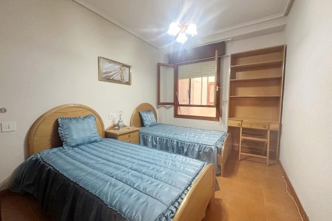 Wohnung zum Verkauf in Torrevieja, Alicante, Spanien 4 Schlafzimmer, 130 m2 Nr. 190324 - Foto 16
