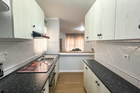 Продажа таухауса в Урбанизация Лас-Филипинас, Аликанте, Испания 3 спальни, 120м2 №190328 - фото 18