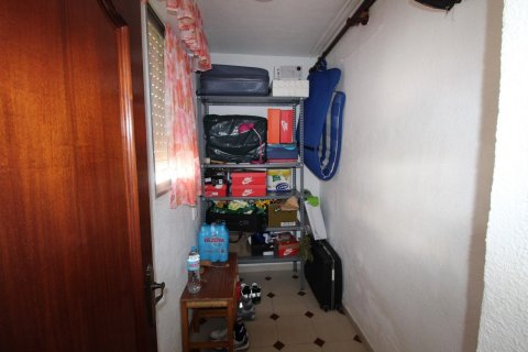 Villetta a schiera in vendita a Los Balcones, Alicante, Spagna 5 camere da letto, 230 mq. N° 190322 - foto 19