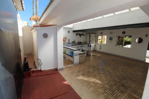 Villetta a schiera in vendita a Los Balcones, Alicante, Spagna 5 camere da letto, 230 mq. N° 190322 - foto 5