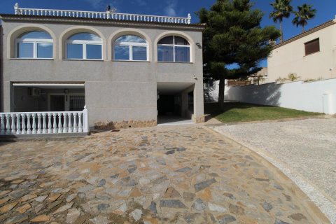 Villetta a schiera in vendita a Los Balcones, Alicante, Spagna 5 camere da letto, 230 mq. N° 190322 - foto 2