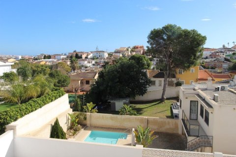Villetta a schiera in vendita a Los Balcones, Alicante, Spagna 5 camere da letto, 230 mq. N° 190322 - foto 29
