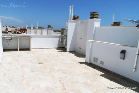 Rindu māja pārdošanā Pilar de la Horadada, Alicante, Spānijā 4 istabas, 119 m2 Nr. 196856 - attēls 12