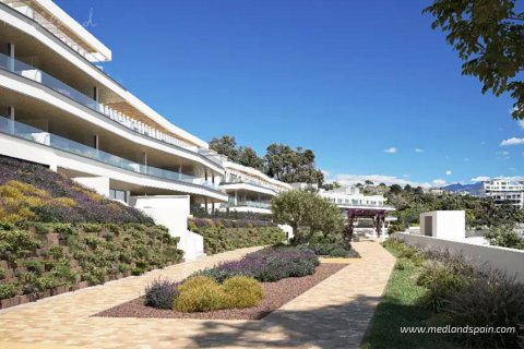 Apartment à vendre à Estepona, Malaga, Espagne, 2 chambres, 131 m2 No. 196860 - photo 5